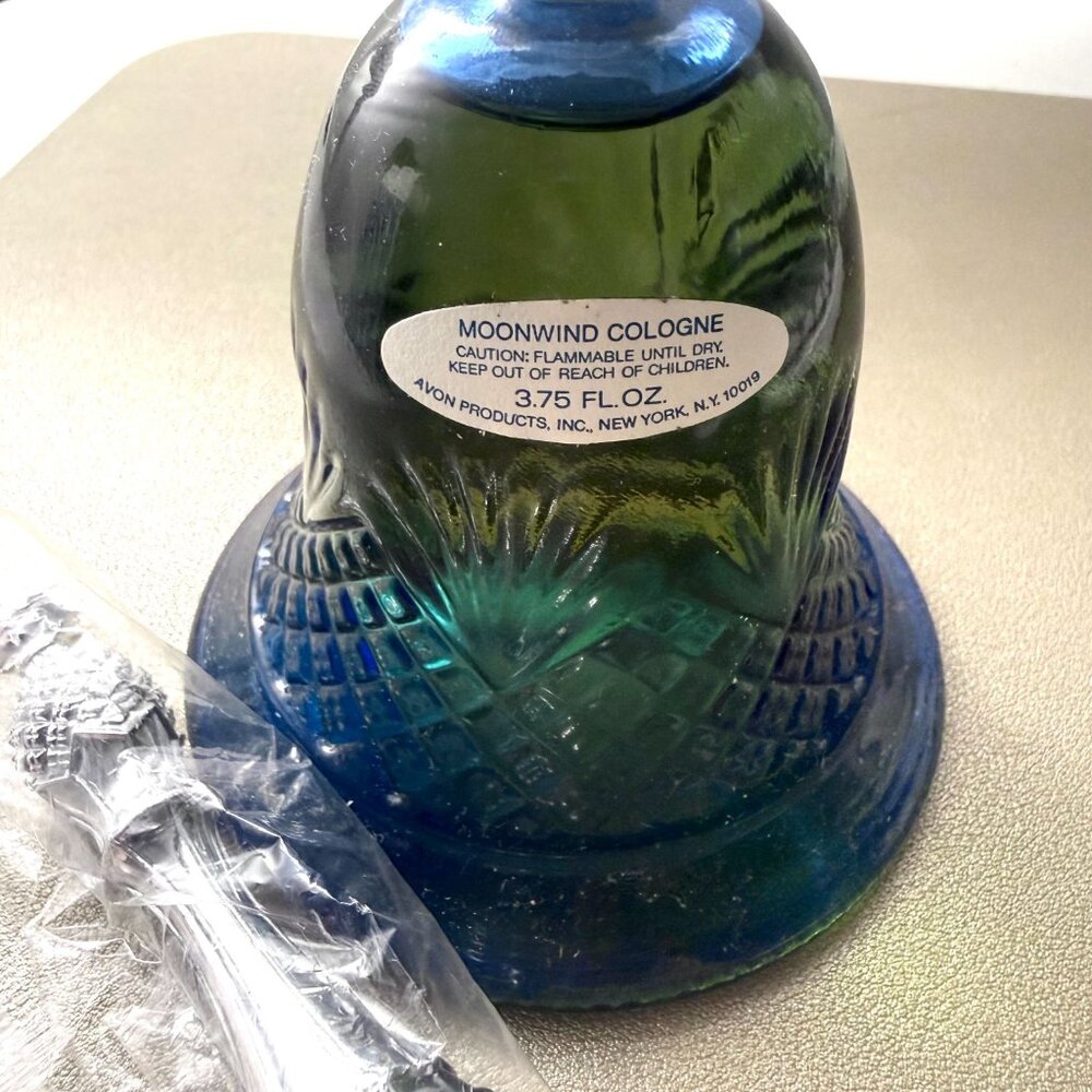 NIB Vintage Avon Hospitality Bell Cologne | Moonwind | Full w/ Box 1976 - Picture 6 of 7